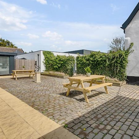 Rural 2-Bed Home Near Snetterton Larling Exterior foto