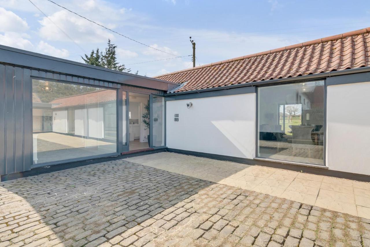 Rural 2-Bed Home Near Snetterton Larling Exterior foto