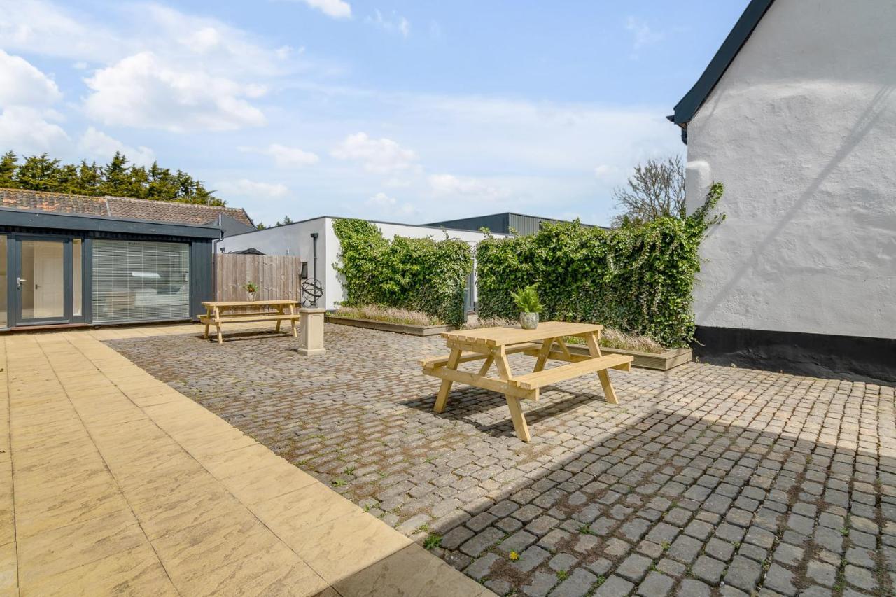 Rural 2-Bed Home Near Snetterton Larling Exterior foto